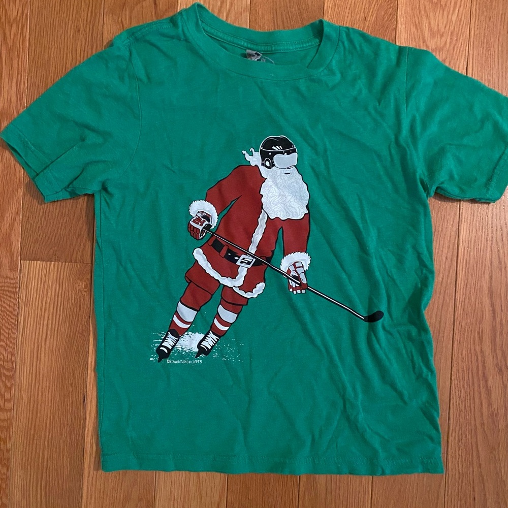 Green Santa Ice Hockey Holiday Graphic T-Shirt